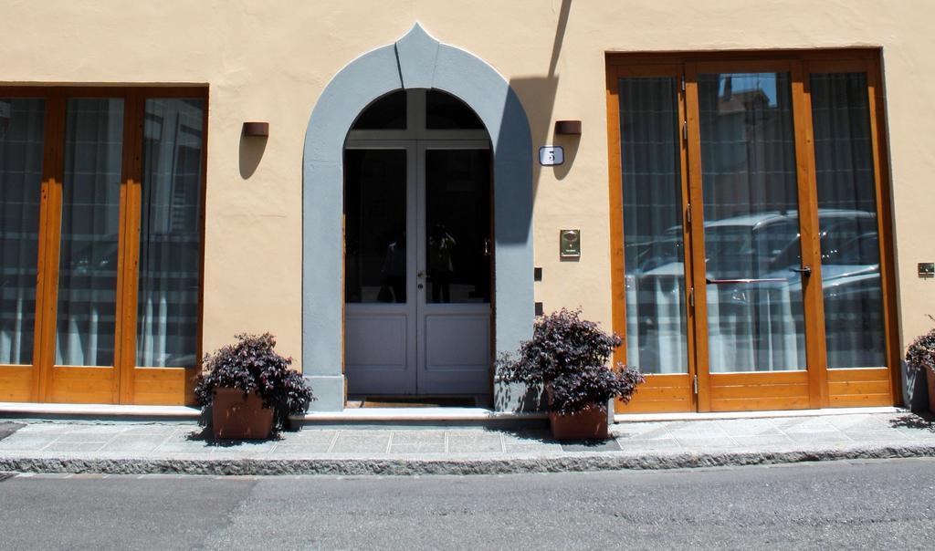 Albergo Giugni Prato  Buitenkant foto