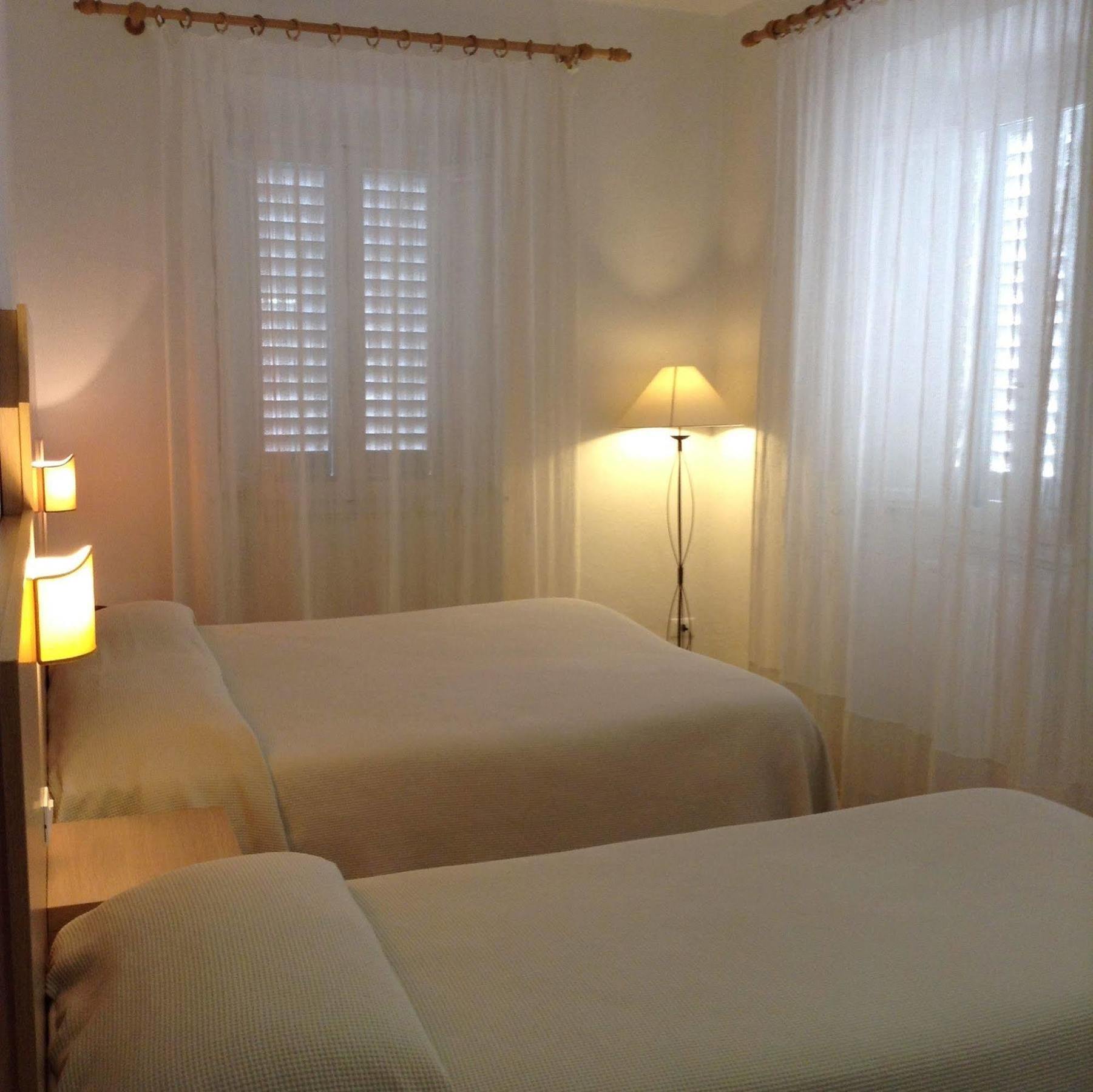 Albergo Giugni Prato  Buitenkant foto